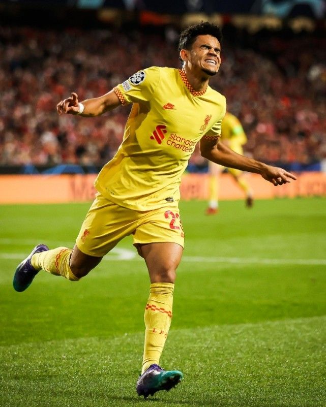 九游体育-包含葡超赛程吃紧,利物浦清晨调整名单,目标明确,身体对抗强度拉满的词条