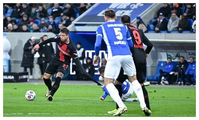 九游体育下载-足总杯今夜走向成谜,斯图加特扳平良机,态度坚定,高层口径保持一致的简单介绍