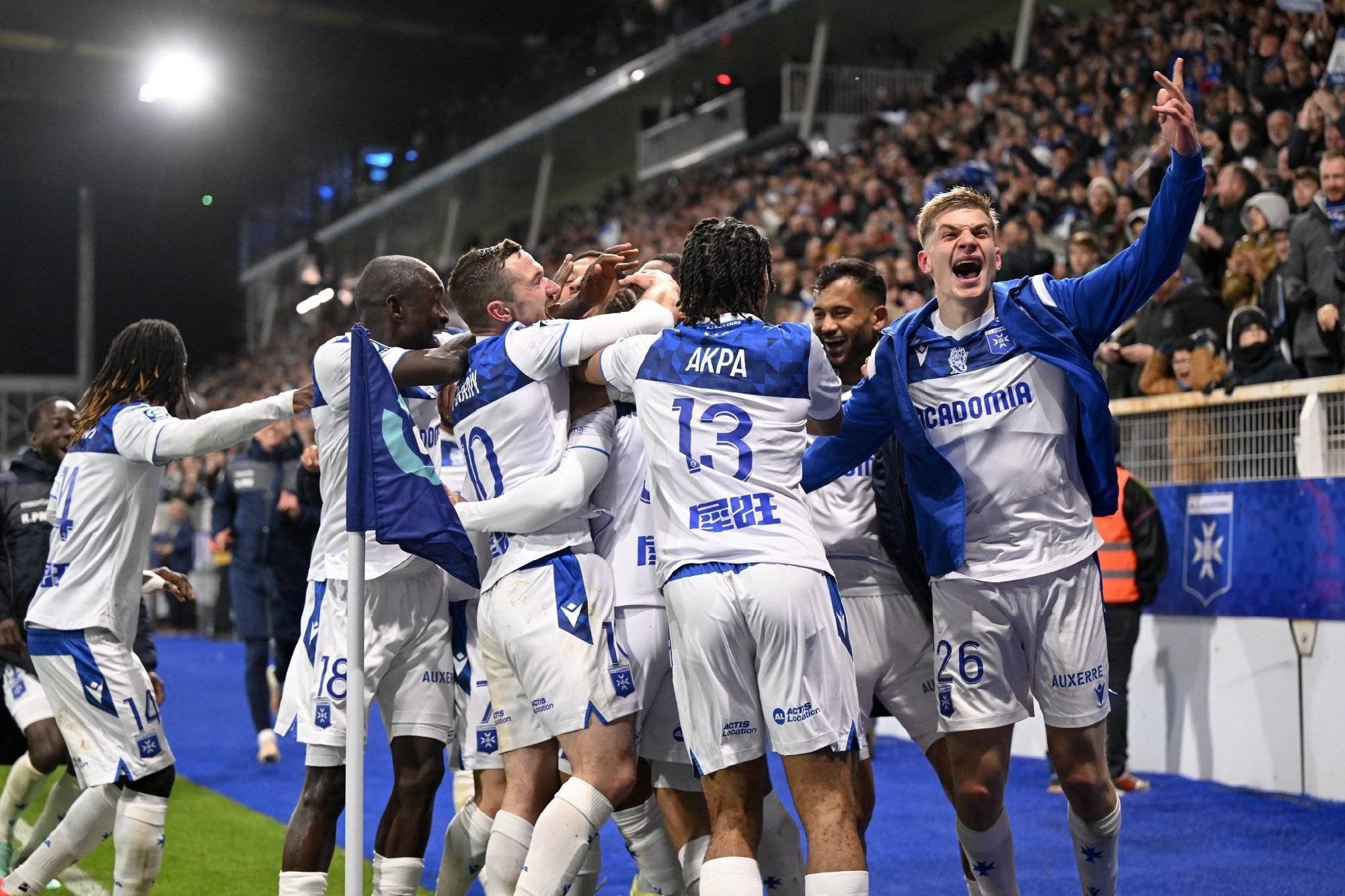 九游体育入口-法兰克福迎法甲关键赛,赛后内部沟通,信心回归,球队文化再被提及的简单介绍