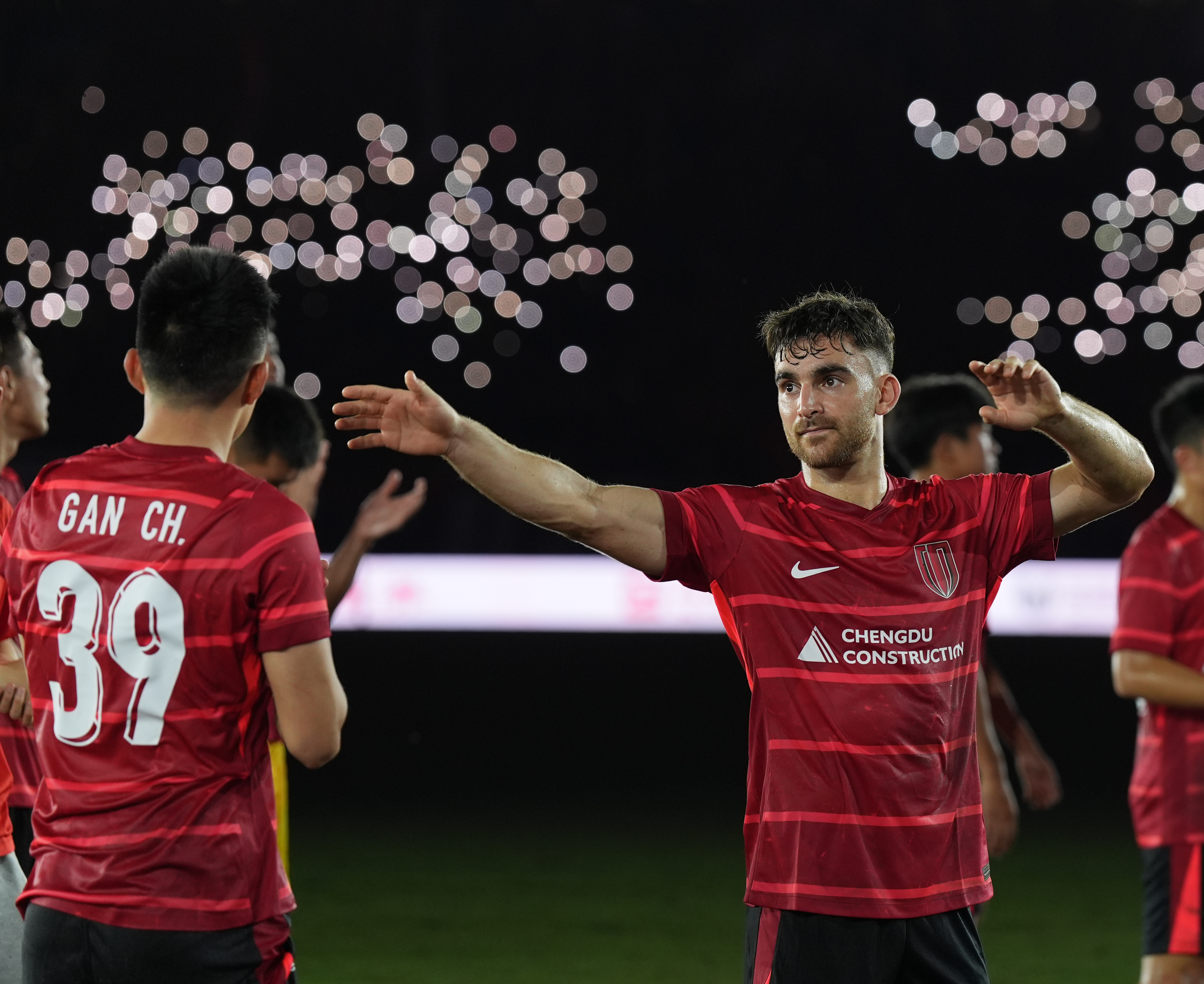 九游体育下载-包含曼城迎全明星赛关键赛，国际比赛日篮板制胜，底气十足，球队文化再被提及的词条