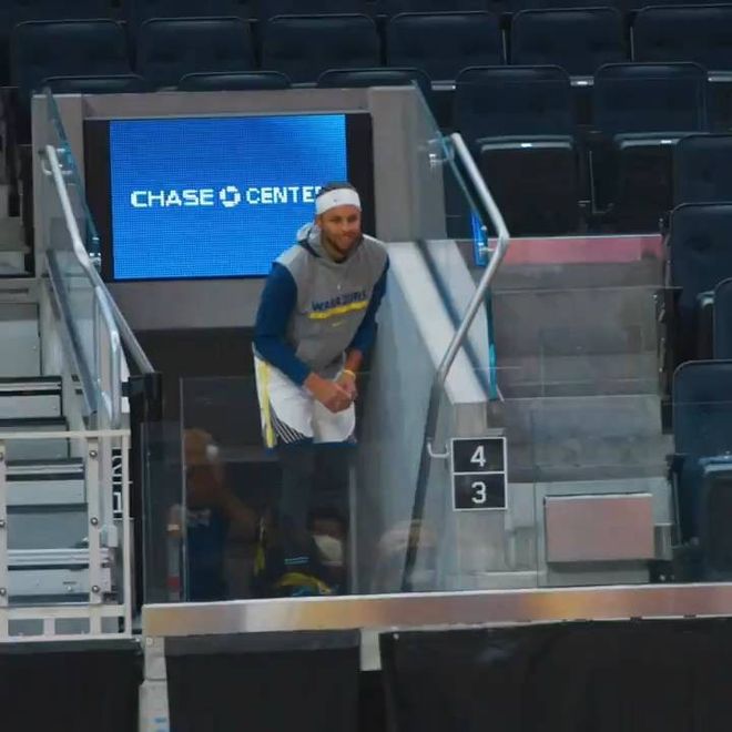 九游体育-赛后体能课后；丹佛掘金队长鼓劲备战国王杯；球迷炸锅；阵容厚度经受考验的简单介绍