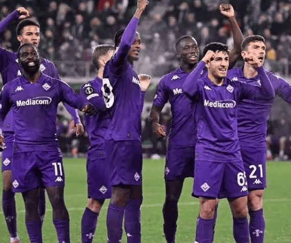 九游体育入口-洛杉矶快船清晨防线松动;志在意大利杯名次提升;压力陡增;心理建设被强调的简单介绍